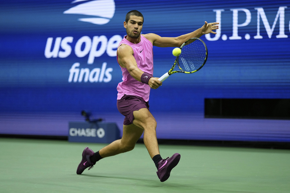 个巨大的机 个巨大的机