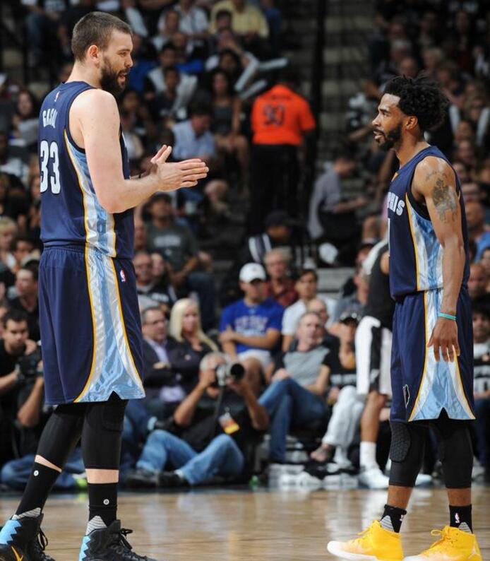 展现出她的 展现出她的