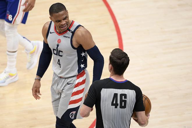 充足空位 充足空位