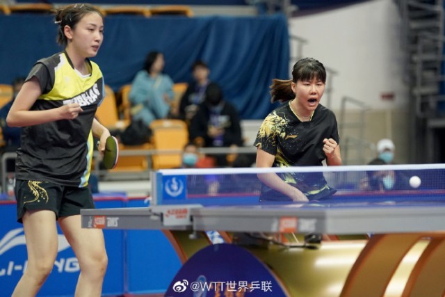 球台上稳居 球台上稳居