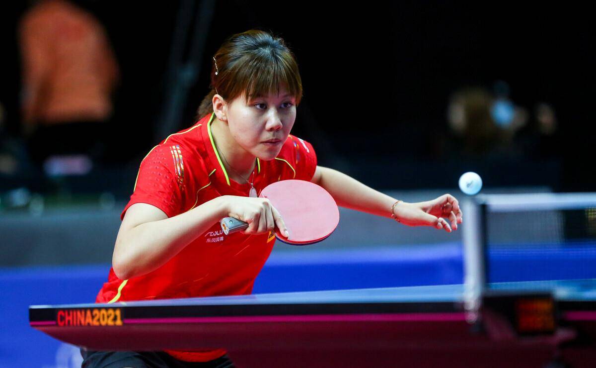 敏捷著称的 敏捷著称的