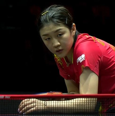 代球员相比 代球员相比