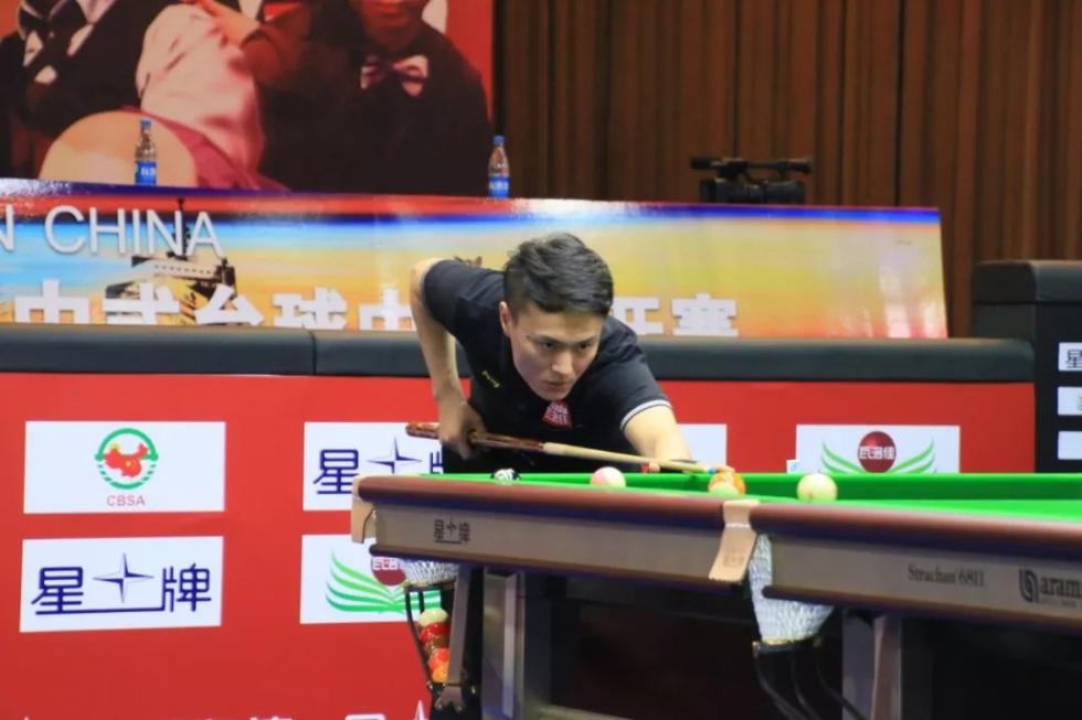 举行总统选 举行总统选